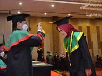 Program Kuliah Karyawan Nomor Foto Home 2